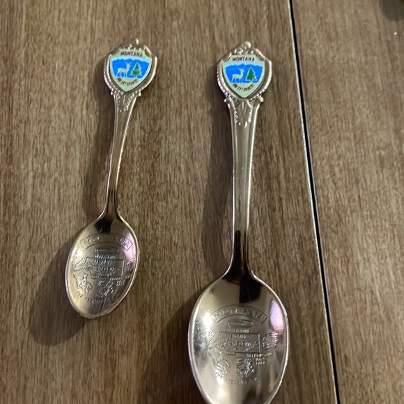 Souvenir spoons from Montana - Picture 3 of 4